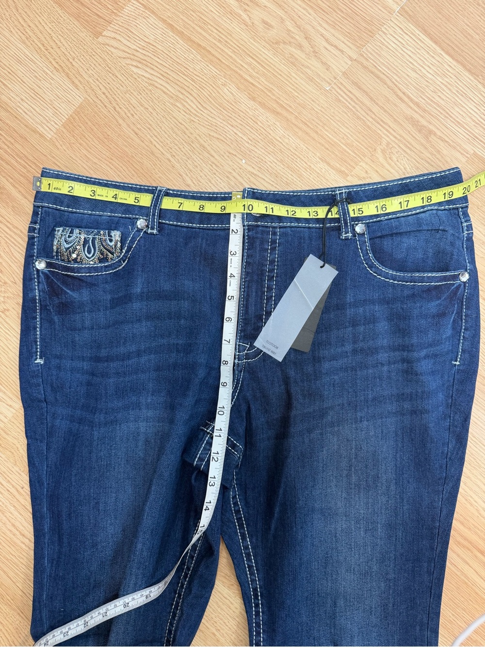Stitch Star 18W Short Embellished Pocket Bootcut Jeans NWT Plus Size - Picture 8 of 9